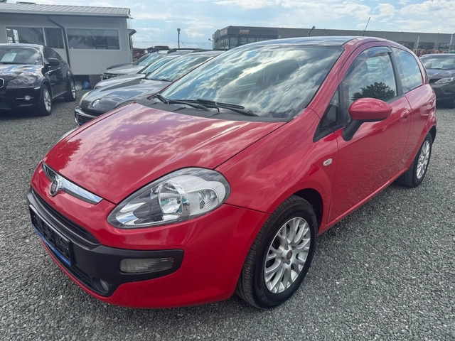 Fiat Punto 1.3 - автомобили, коли, обяви за нови и употребявани 0