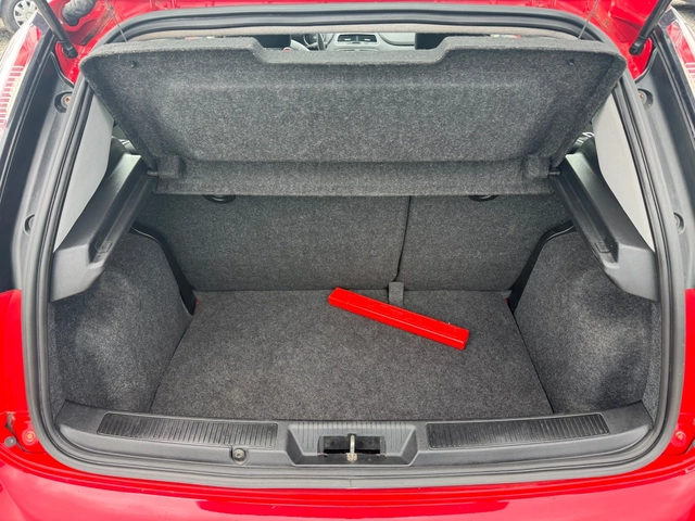Fiat Punto 1.3 - автомобили, коли, обяви за нови и употребявани 11