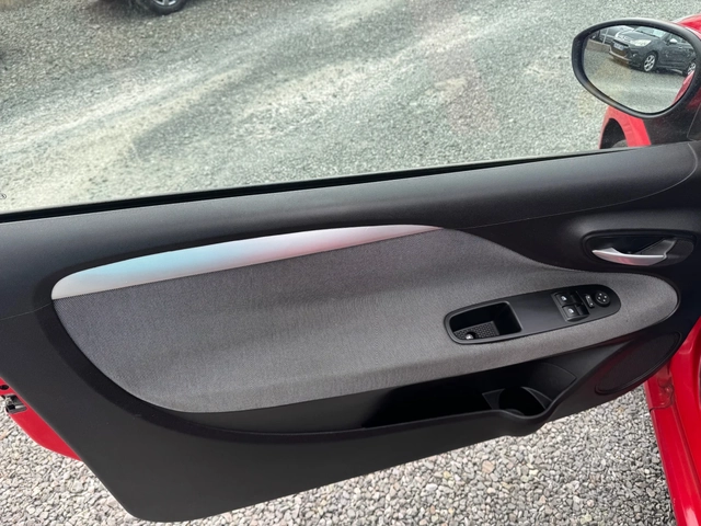 Fiat Punto 1.3 - автомобили, коли, обяви за нови и употребявани 5