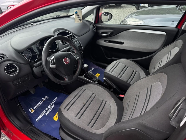 Fiat Punto 1.3 - автомобили, коли, обяви за нови и употребявани 6