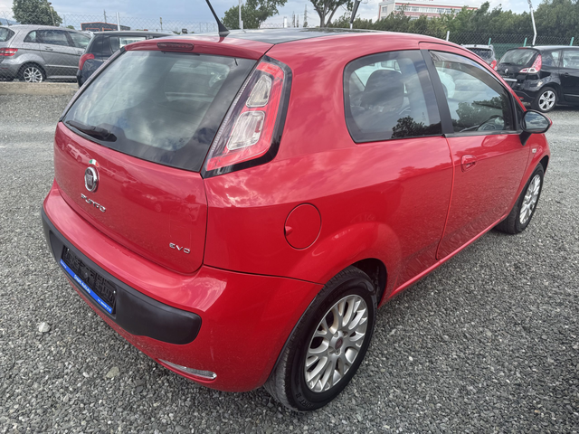 Fiat Punto Evo 1.3 MultiJet - автомобили, коли, обяви за нови и употребявани 4