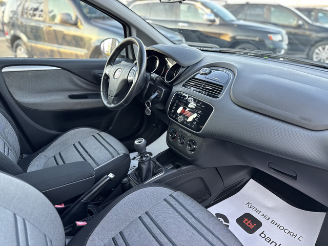 Fiat Punto PUNTO EVO 1.4бензин/метан - автомобили, коли, обяви за нови и употребявани 10