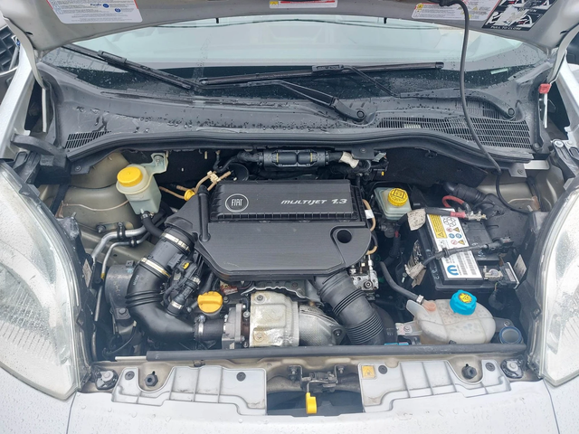 Fiat Qubo 1,3d 95ps EURO 5 - автомобили, коли, обяви за нови и употребявани 12