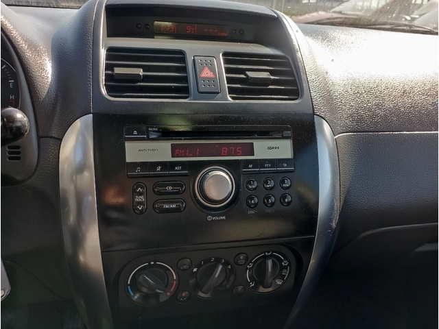 Fiat Sedici 1.6 бензин, 4х4, Италия - автомобили, коли, обяви за нови и употребявани 10