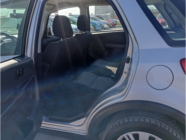 Fiat Sedici 1.6 бензин, 4х4, Италия - автомобили, коли, обяви за нови и употребявани 7