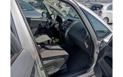 Fiat Sedici 1.6 бензин, 4х4, Италия - автомобили, коли, обяви за нови и употребявани 9