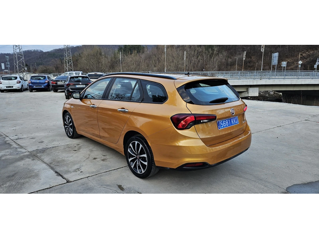 Fiat Tipo 1.4iT* 120кс* 6ск* ГАЗИНЖ.* ПОДГОТВЕН ЗА ТАКСИ - автомобили, коли, обяви за нови и употребявани 4