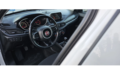 Fiat Tipo 1.4iT-120кс-6ск+ ЗАВОДСКА ГАЗ! - автомобили, коли, обяви за нови и употребявани 14