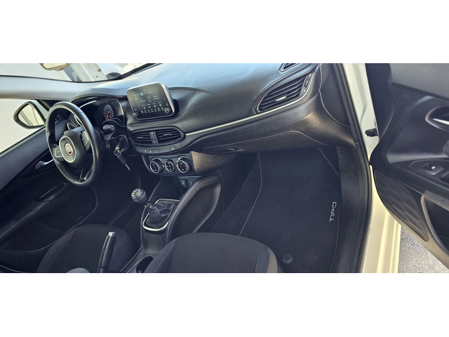 Fiat Tipo 1.4i* 6ск* 120кс* ГАЗ ИНЖ - автомобили, коли, обяви за нови и употребявани 14