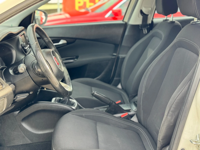 Fiat Tipo 1.4т+ Заводска газ* Фул Лед - автомобили, коли, обяви за нови и употребявани 5