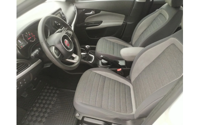 Fiat Tipo 1.6MJ Lounge120к.с - автомобили, коли, обяви за нови и употребявани 11