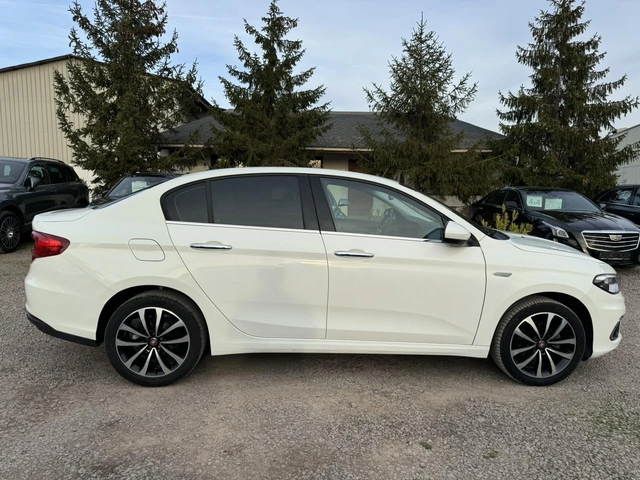 Fiat Tipo 1.6MJ Lounge120к.с - автомобили, коли, обяви за нови и употребявани 7