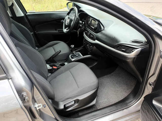 Fiat Tipo 1.3m-jet/95/Easy - автомобили, коли, обяви за нови и употребявани 9