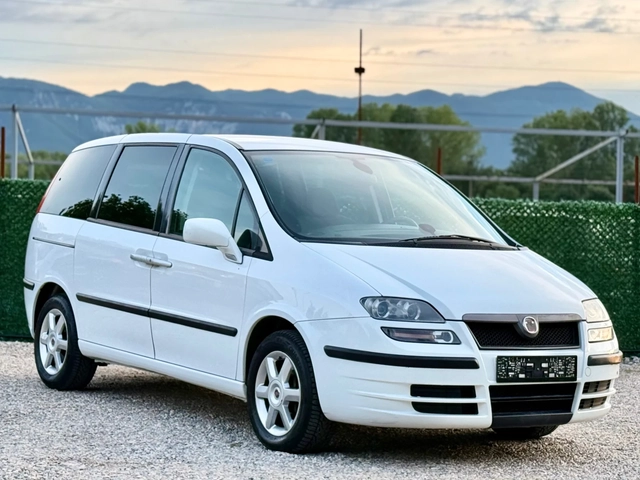 Fiat Ulysse 2.2JTD AVTOMAT* ITALY - автомобили, коли, обяви за нови и употребявани 0