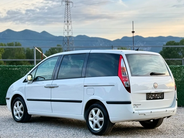 Fiat Ulysse 2.2JTD AVTOMAT* ITALY - автомобили, коли, обяви за нови и употребявани 4