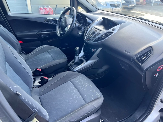 Ford B-Max Titanium - автомобили, коли, обяви за нови и употребявани 11
