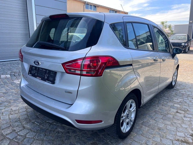 Ford B-Max Titanium - автомобили, коли, обяви за нови и употребявани 4