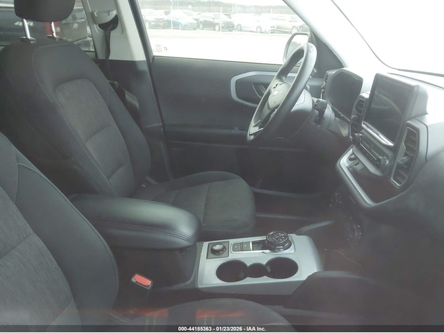 Ford Bronco 1.5L I-3 DI, DOHC, VVT, TURBO, 181HP 4X4 Drive - автомобили, коли, обяви за нови и употребявани 4