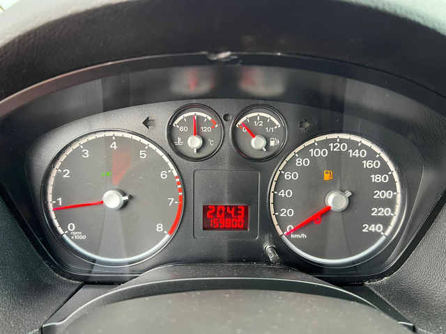 Ford C-max 1.6I - автомобили, коли, обяви за нови и употребявани 9