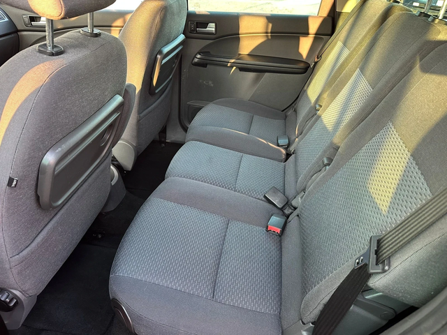 Ford C-max 1, 600 EURO4 - автомобили, коли, обяви за нови и употребявани 9