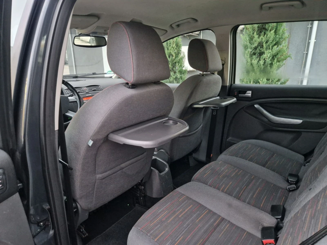 Ford C-max 1.8 / 125 к. с. - автомобили, коли, обяви за нови и употребявани 12