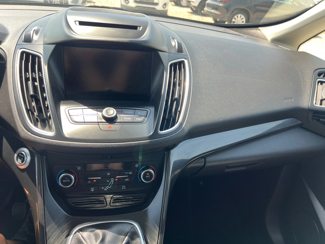 Ford C-max 1.6 ГАЗ.ИНЖ. - автомобили, коли, обяви за нови и употребявани 15