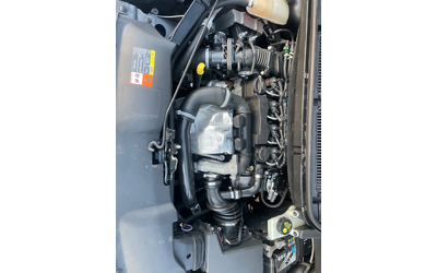 Ford C-max 1.6HDI-90-ITALIA - автомобили, коли, обяви за нови и употребявани 11