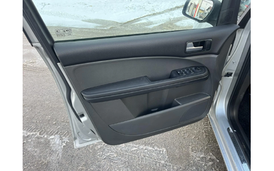 Ford C-max 2.0TDCI 136кс 6 СКОРОСТИ КЛИМАТРОНИК ВНОС ИТАЛИЯ - автомобили, коли, обяви за нови и употребявани 6