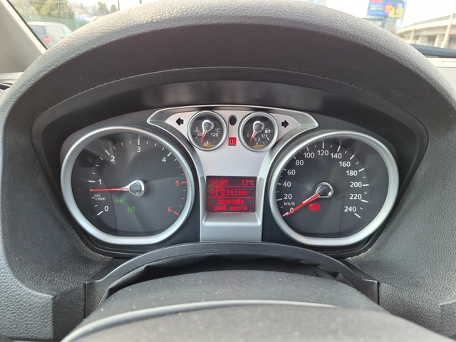 Ford C-max 1.6D - автомобили, коли, обяви за нови и употребявани 14