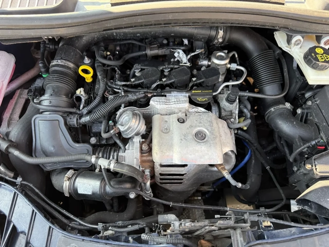 Ford C-max 1, 000ECOBOOST EURO5B - автомобили, коли, обяви за нови и употребявани 14