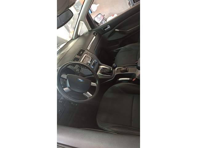 Ford C-max Титаниум - автомобили, коли, обяви за нови и употребявани 2