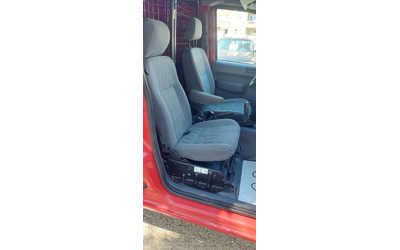 Ford Connect 1.8 tdci клима - автомобили, коли, обяви за нови и употребявани 11