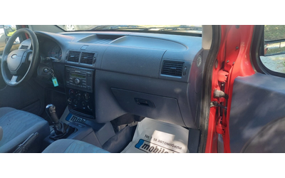 Ford Connect 1.8 tdci клима - автомобили, коли, обяви за нови и употребявани 8