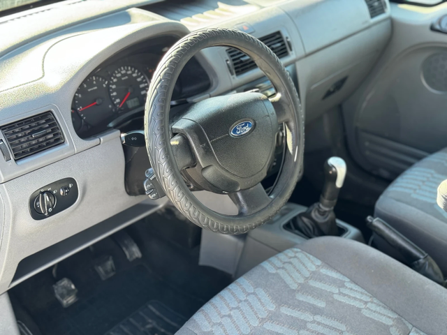 Ford Connect 1.8TDCI/90kc. - автомобили, коли, обяви за нови и употребявани 13