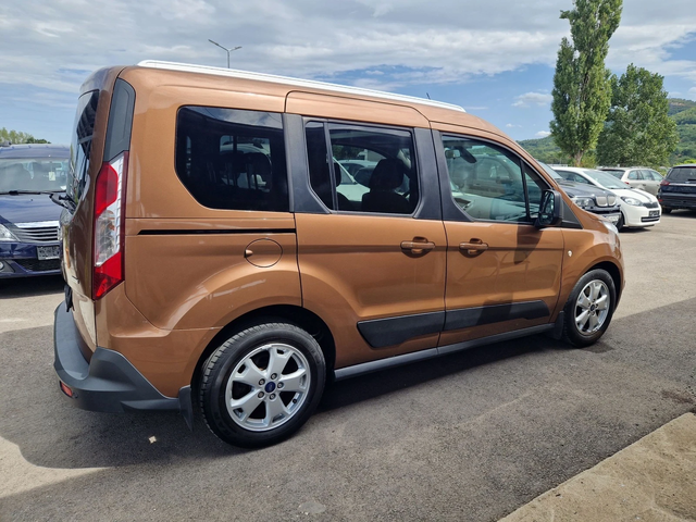 Ford Connect 1.0i - автомобили, коли, обяви за нови и употребявани 3