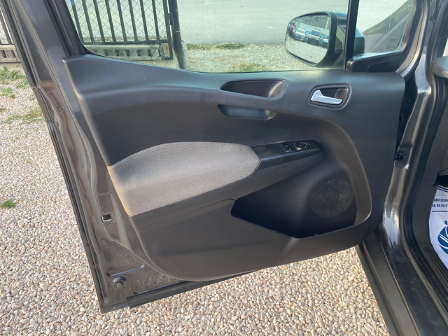 Ford Courier 1.5 Дизел, 2017 г., 95 к.с., 135000 км.,ТОП - автомобили, коли, обяви за нови и употребявани 9