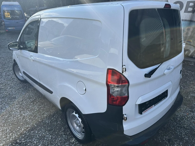 Ford Courier 1.5TD - автомобили, коли, обяви за нови и употребявани 4