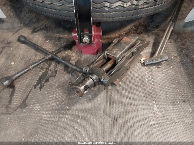 Ford DELUXE UNKNOWN SPECS - автомобили, коли, обяви за нови и употребявани 11