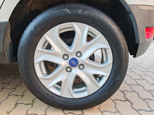 Ford EcoSport 1.5 бензин-автоматик - автомобили, коли, обяви за нови и употребявани 17