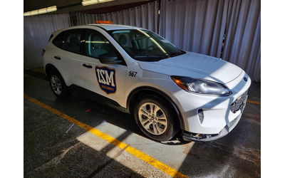 ford-escape-1-5l-3-front-wheel-drive - 3