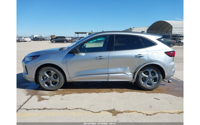 FORD Escape 1.5L I-3 DI, DOHC, VVT, TURBO, 180HP Front Wheel Drive - автомобили, коли, обяви за нови и употребявани 13