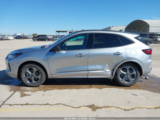 FORD Escape 1.5L I-3 DI, DOHC, VVT, TURBO, 180HP Front Wheel Drive - автомобили, коли, обяви за нови и употребявани 13