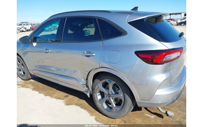 ford-escape-1-5l-i-3-di-dohc-vvt-turbo-180hp-front-wheel-drive - 5