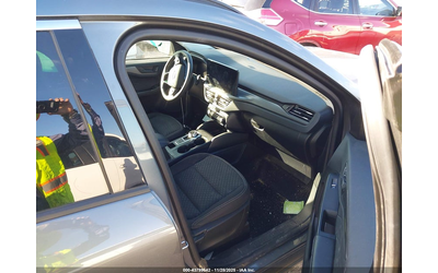 Ford Escape 1.5L I-3 DI, DOHC, VVT, TURBO, 180HP Front Wheel Drive - автомобили, коли, обяви за нови и употребявани 4