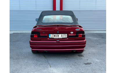 ford-escort-1-6i - 5