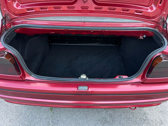 Ford Escort 1.6I - автомобили, коли, обяви за нови и употребявани 6