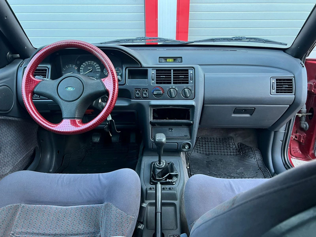 Ford Escort 1.6I - автомобили, коли, обяви за нови и употребявани 9