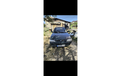 ford-escort-ima-monitor-s-tach-skrin-i-kamera-za-zadno-vrashtane - 0