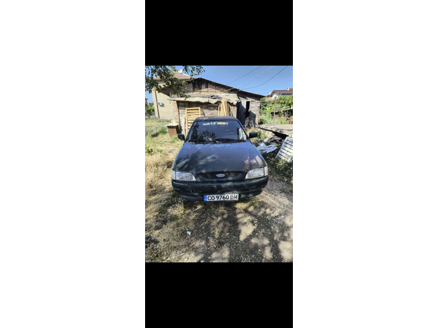 Ford Escort Има монитор с тъч скрин и камера за задно връщане - автомобили, коли, обяви за нови и употребявани 0