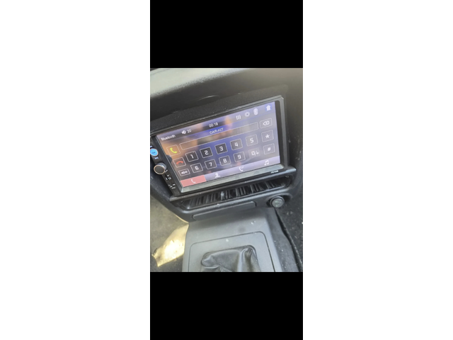 Ford Escort Има монитор с тъч скрин и камера за задно връщане - автомобили, коли, обяви за нови и употребявани 9